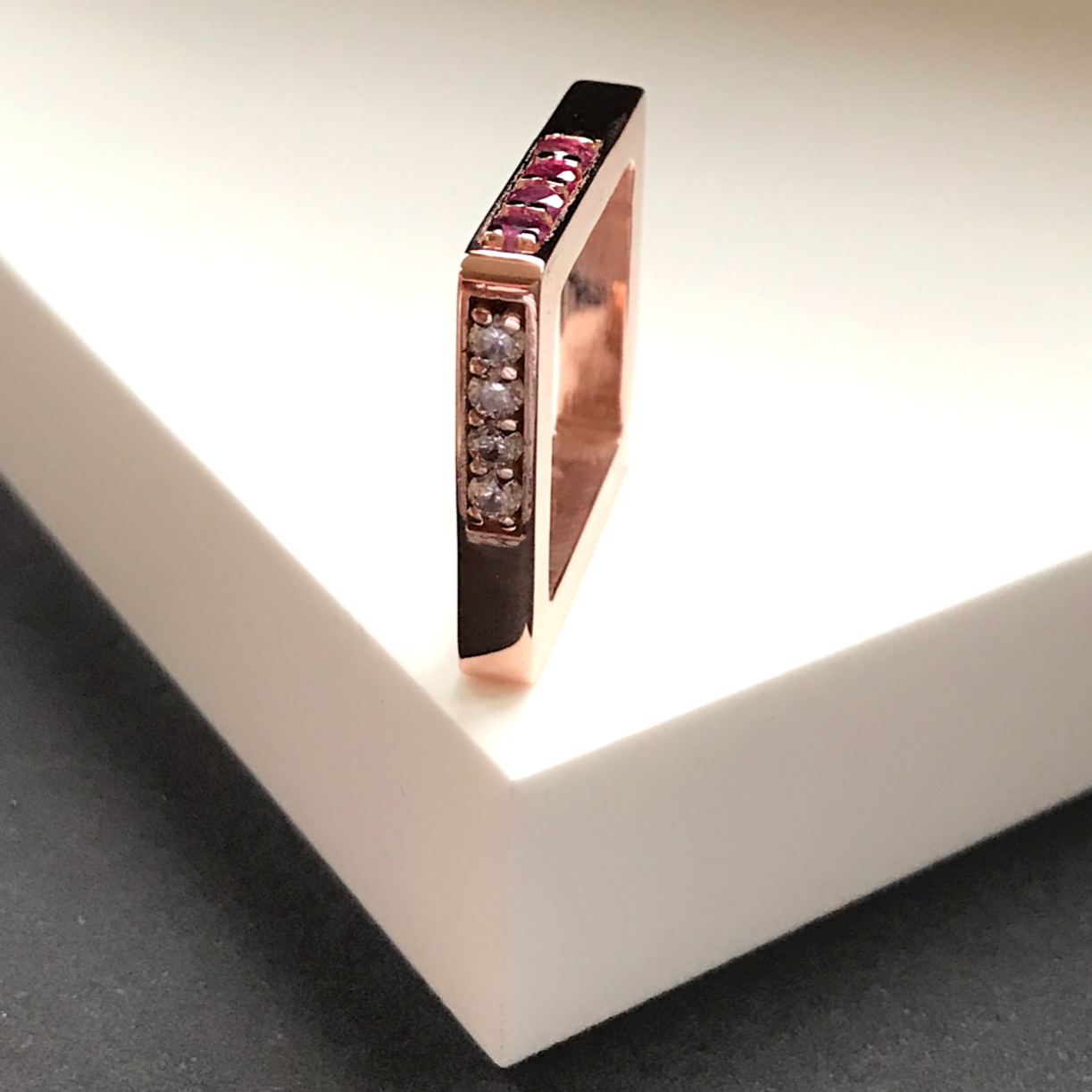 bespoke jewellery designer based in Tarporley, Cheshire, bespoke engagement rings, wedding bands and jewellery remodelling