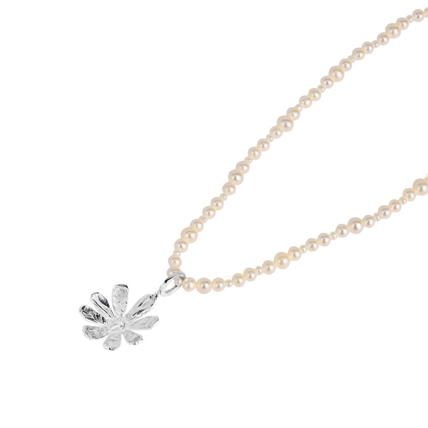 100% recycled silver daisy flower pendant, ethical and sustainable jewellery, handmade in the UK