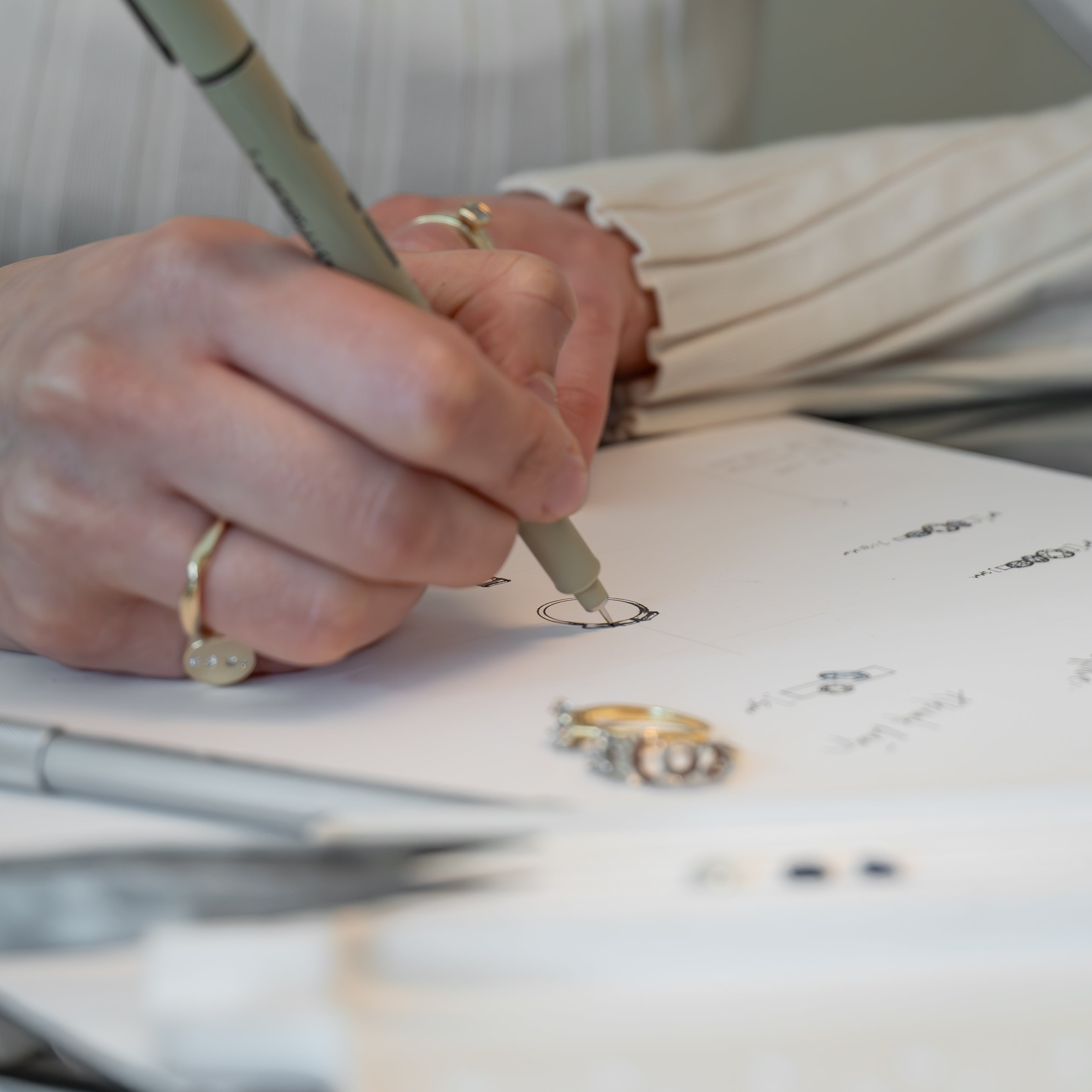 bespoke jewellery designer based in Tarporley, Cheshire, bespoke engagement rings, wedding bands and jewellery remodelling