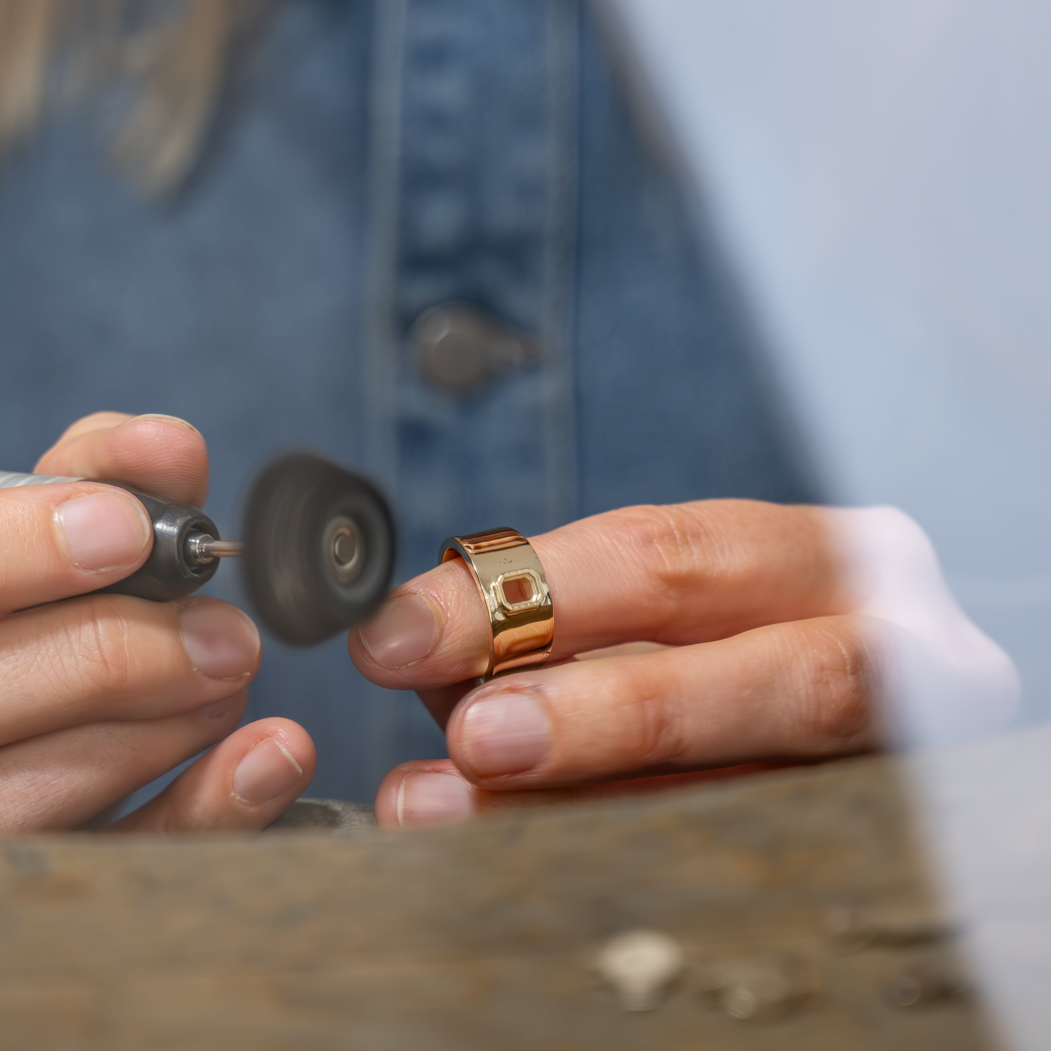 Solid 9ct Gold Shield Ring