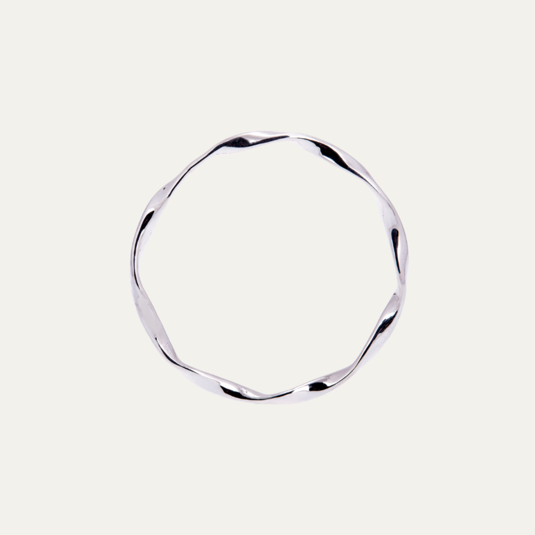 Silver twisted full bangle 