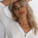LOKA TWISTED HOOP EARRINGS GOLD